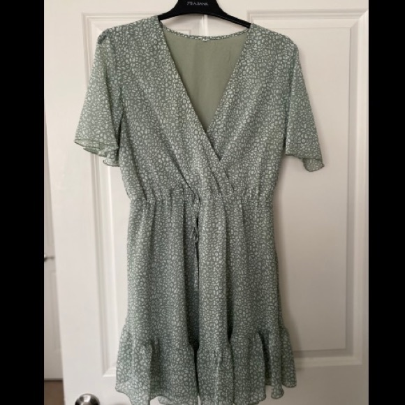 Green Sundress, Large - Picture 2 of 3